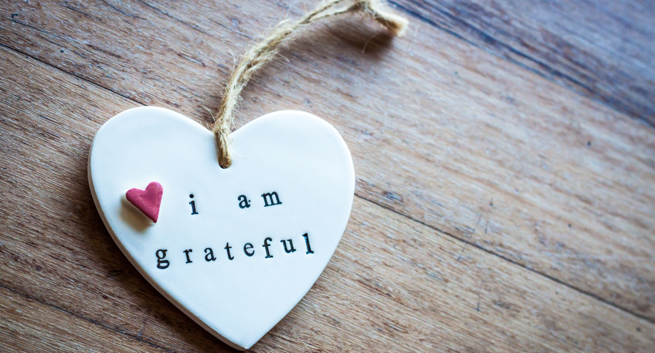 Transform your life with daily gratitude practice! Discover how gratitude positively impacts the mind and well-being. 🌟 #Gratitude #PersonalTransformation #WellBeing